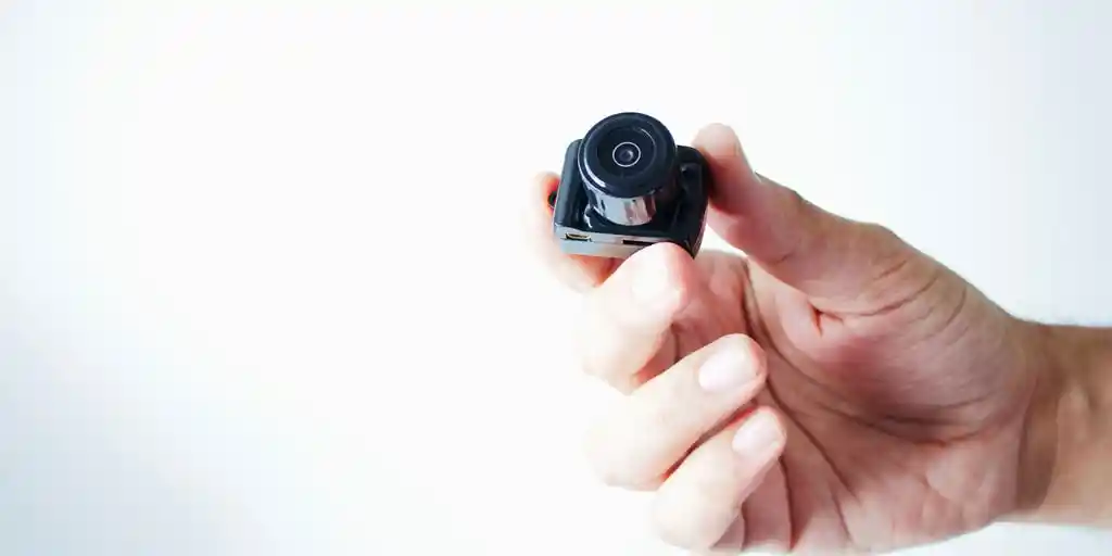 دوربین فیلمبرداری کوچک مخفی