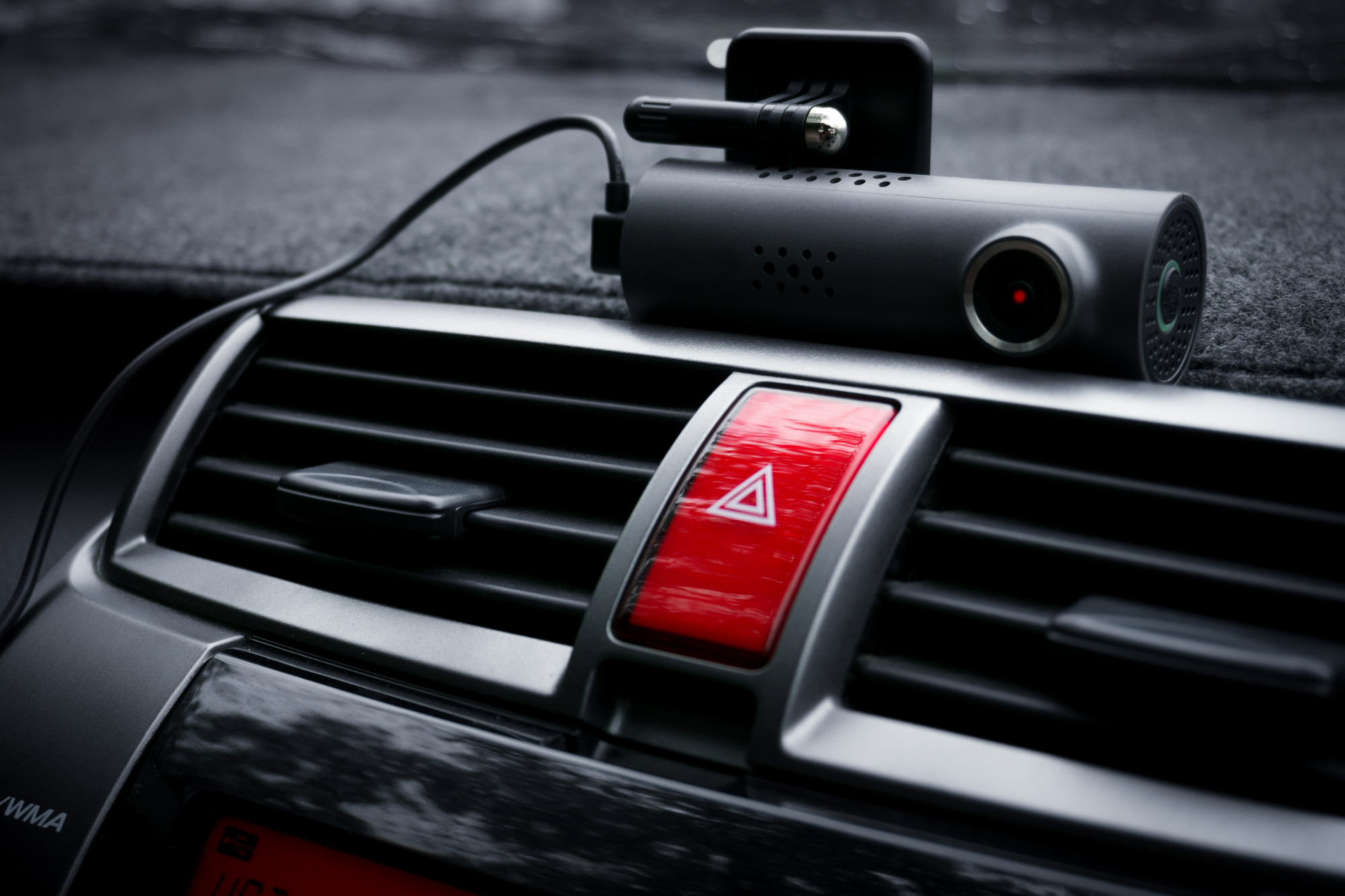 car-video-camera-dash-cam-emergency-light-button-car-concept-safety-camera-car-protection-technology-safety - مالکد